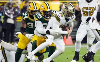 Packers clinch playoff berth with victory over Saints