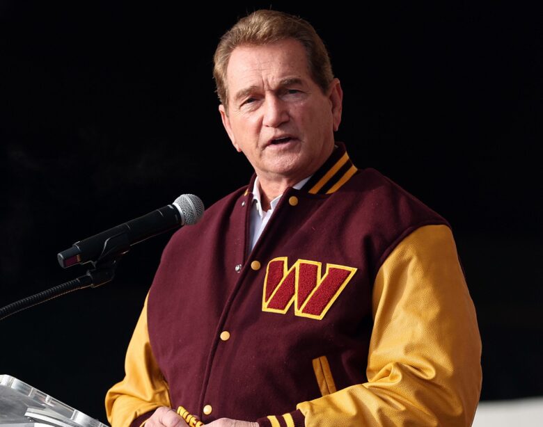 NFL legend Joe Theismann gives free cars to service members for Army-Navy game