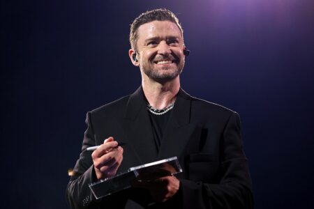 Justin Timberlake has gone viral. The latter had a bloated moment that looked uncomfortable.