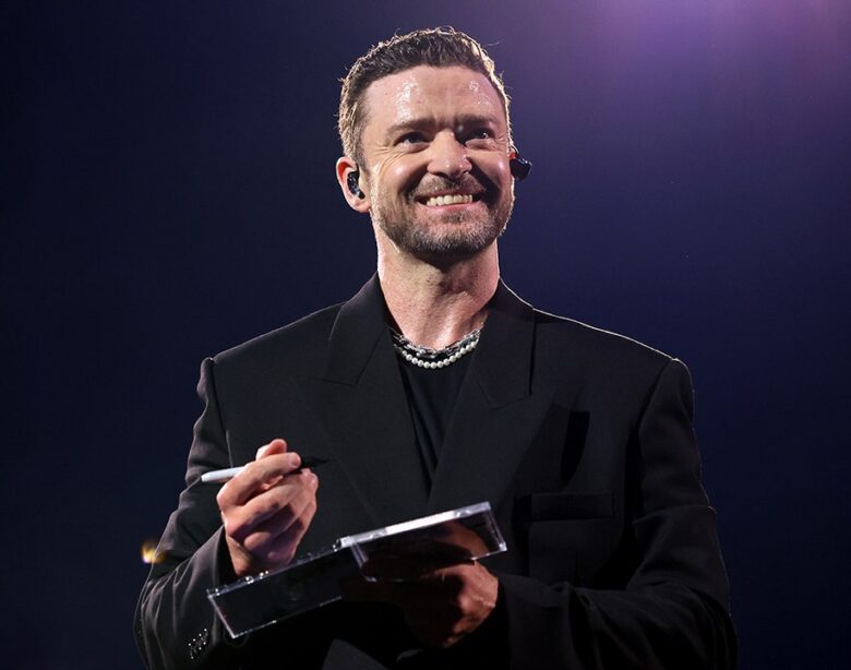 Justin Timberlake has gone viral. The latter had a bloated moment that looked uncomfortable.