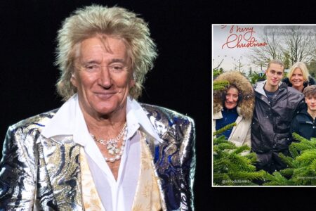 Rod Stewart spotted in rare family photo after announcing farewell tour