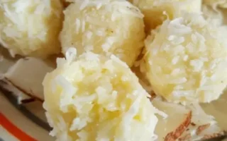 Beijinho de Coco Docinho Tradicional com Apenas 3 Ingredientes