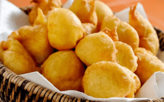 Bolinho de Chuva Salgado: Uma Versão Surpreendente e Deliciosa!