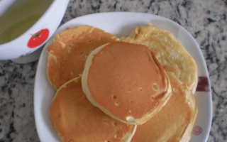 Panquecas Americanas Fofinhas: Café da Manhã em 15 Minutos!