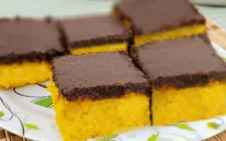 Bolo de Cenoura com Cobertura de Chocolate A Melhor Maneira Simples e Fácil de Fazer um Clássico!