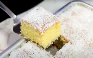 Bolo de Fubá com Calda de Coco: Uma Versão Molhadinha!