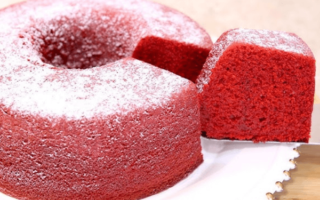 Bolo Red Velvet Simples: Um Clássico com Toque Fácil!