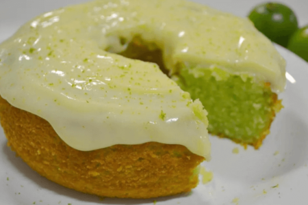 Bolo de Iogurte com Limão: Leve e Refrescante