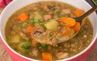 Sopa de Lentilha: A Melhor Maneira Simples e Fácil de se Aquecer!