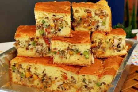 Torta de Sardinha com Massa de Liquidificador: Prática e Deliciosa!