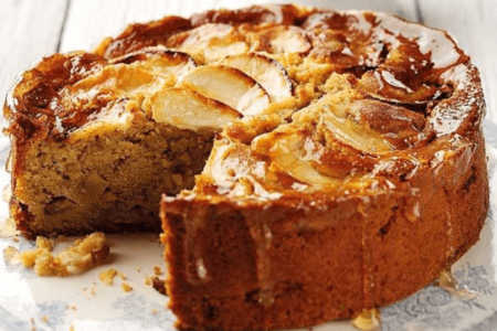 Receita de Bolo de Maçã Caseiro: Sabor e Conforto em Cada Fatia