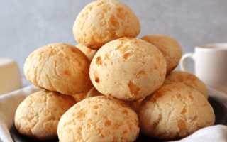 Pão de Queijo Perfeito com Apenas 3 Ingredientes