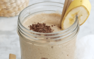 Receita: Smoothie Energético de Banana e Café Mais Delicioso!