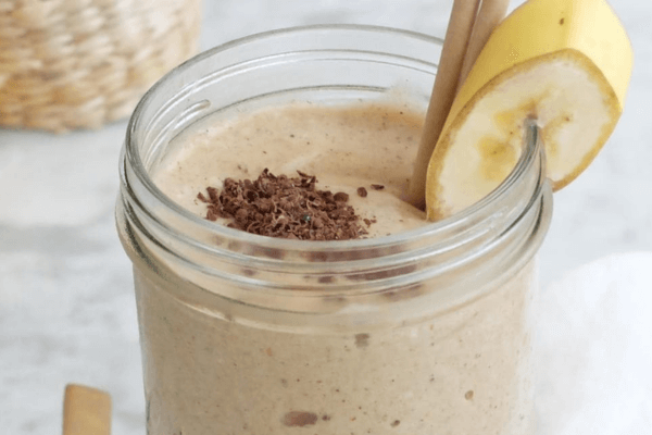 Receita: Smoothie Energético de Banana e Café Mais Delicioso!