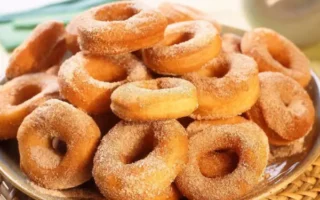 Donuts Caseiros Fofinhos com Cobertura Açucarada!