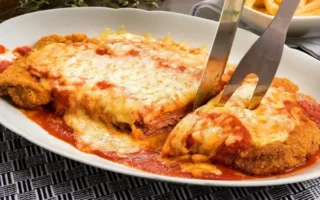 Bife à Parmegiana: Crocante e Com um Toque de Amor!