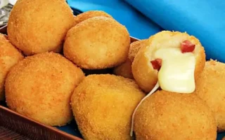 Bolinha de Queijo Super Cremosa: Derrete na Boca e é Fácil de Fazer!