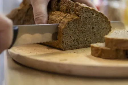 Pão Caseiro Integral: Saudável e Fácil de Fazer em Casa!